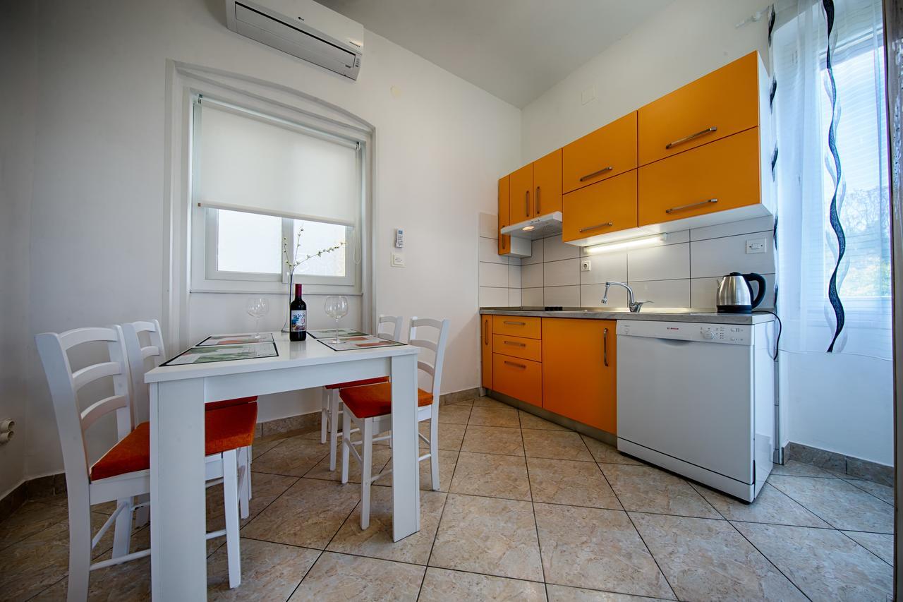 Apartment Jure Vis Kültér fotó