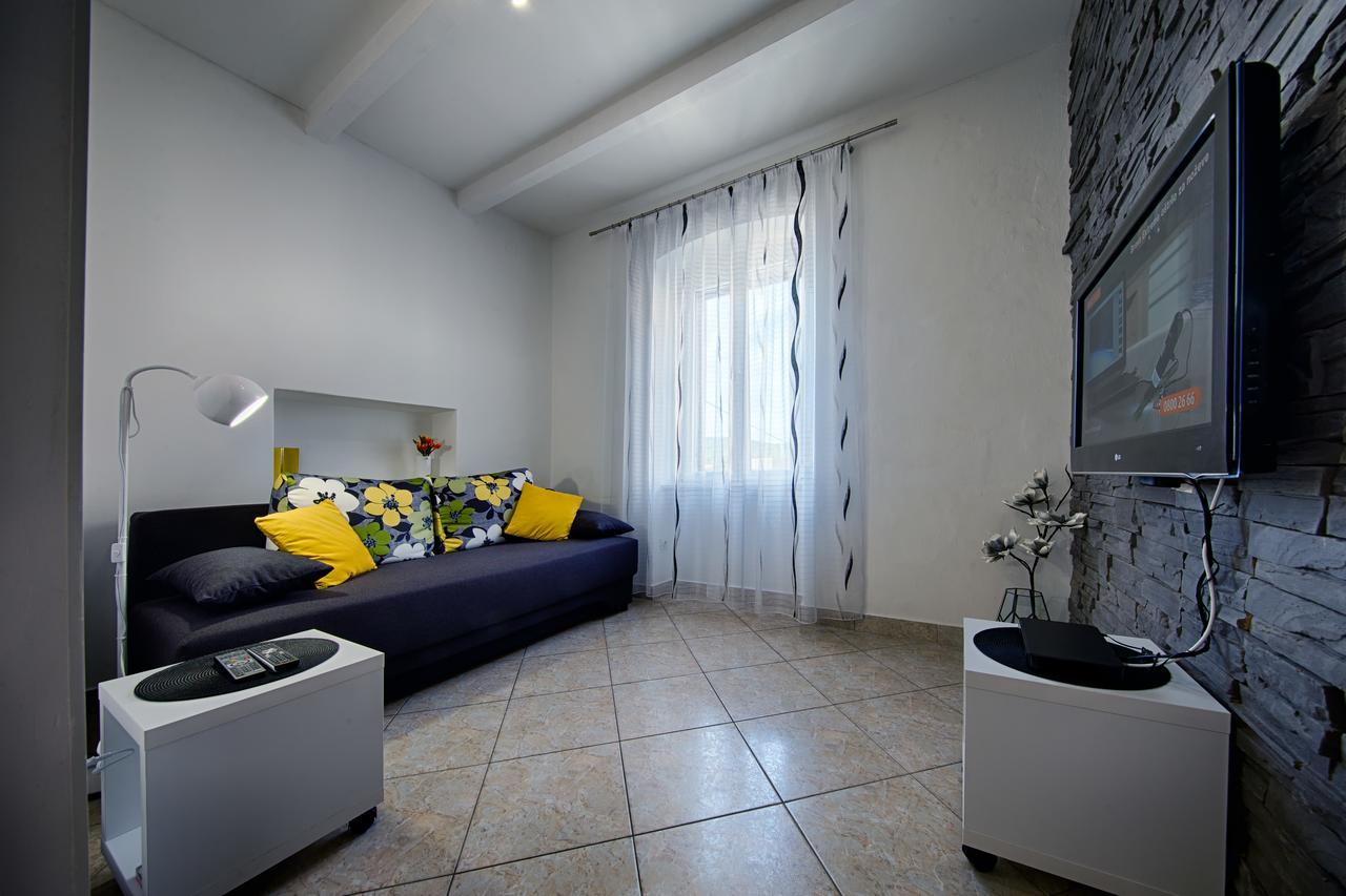 Apartment Jure Vis Kültér fotó